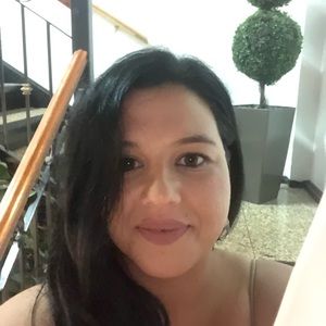 Meet your Posher, Celia